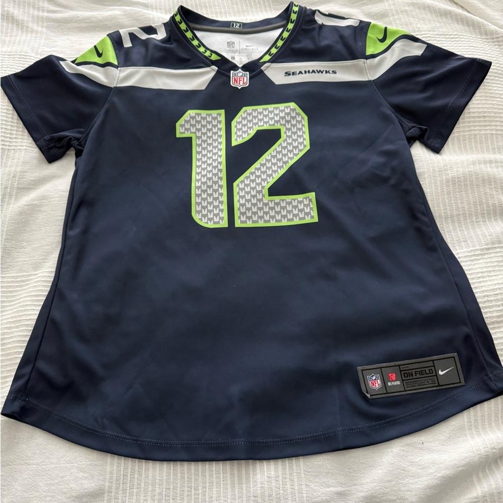 NWOT Seahawks Fan Jersey - Large -